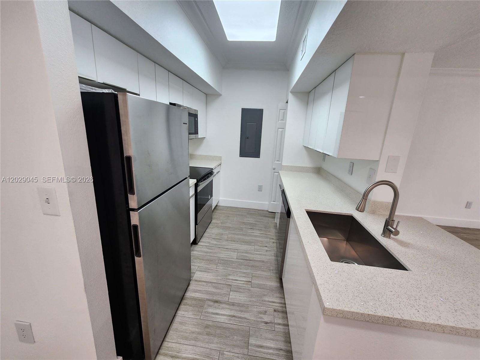 215 SW 117th Ter 14101