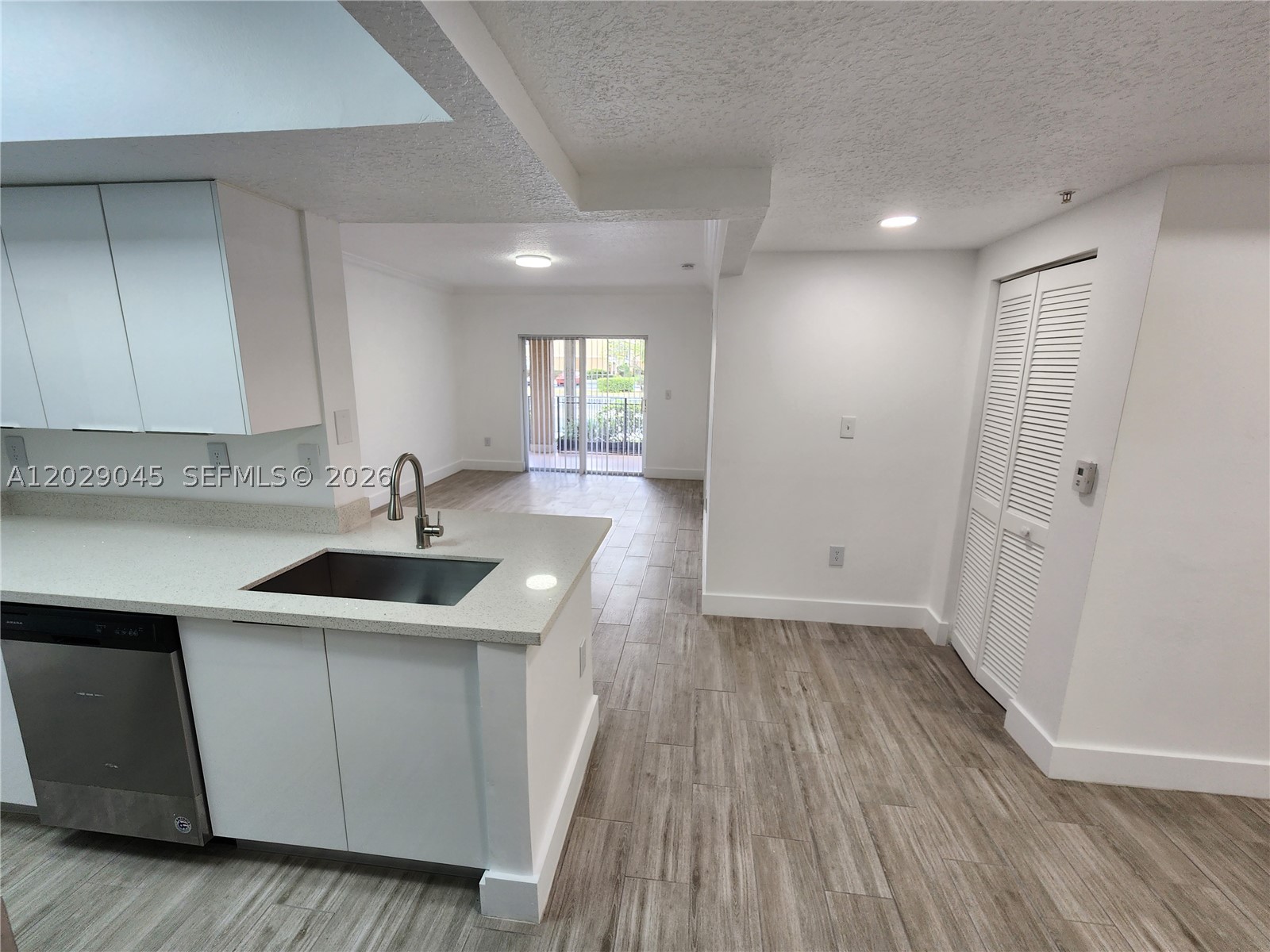 215 SW 117th Ter 14101 - Image 1