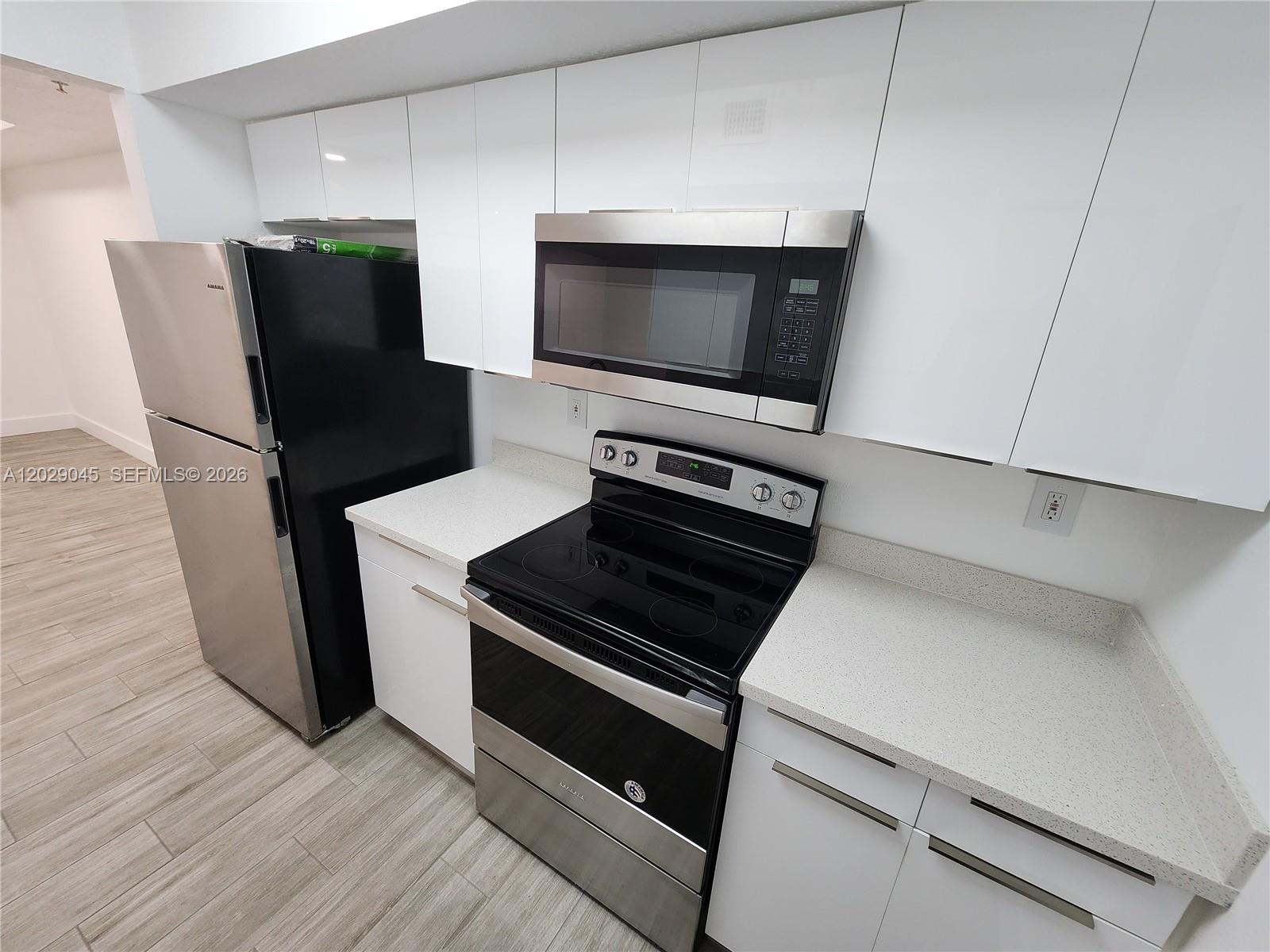 215 SW 117th Ter 14101