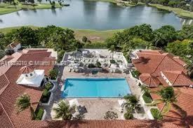 TURNBERRY VILLAGE SO TOWE - Residential