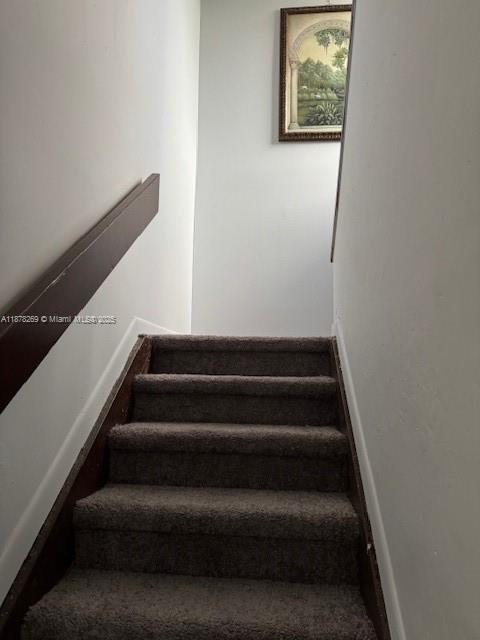 KINGS COURT WEST - Residential