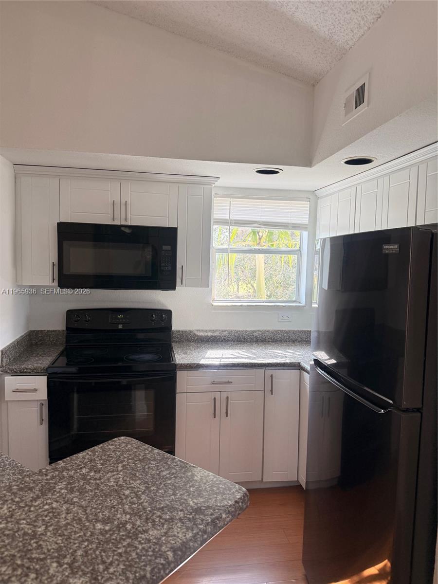 ISLES AT LAGO MAR CONDO - Residential