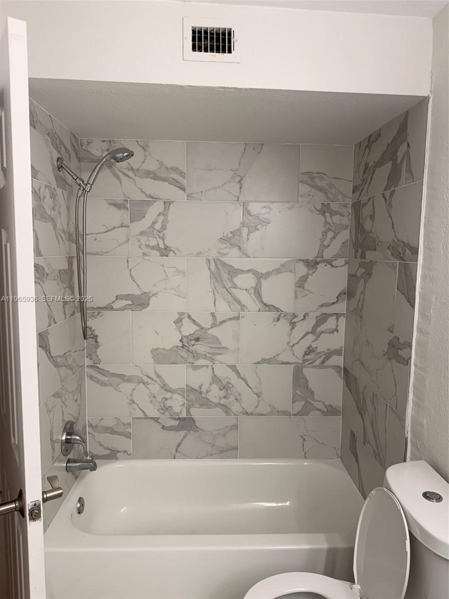 ISLES AT LAGO MAR CONDO - Residential