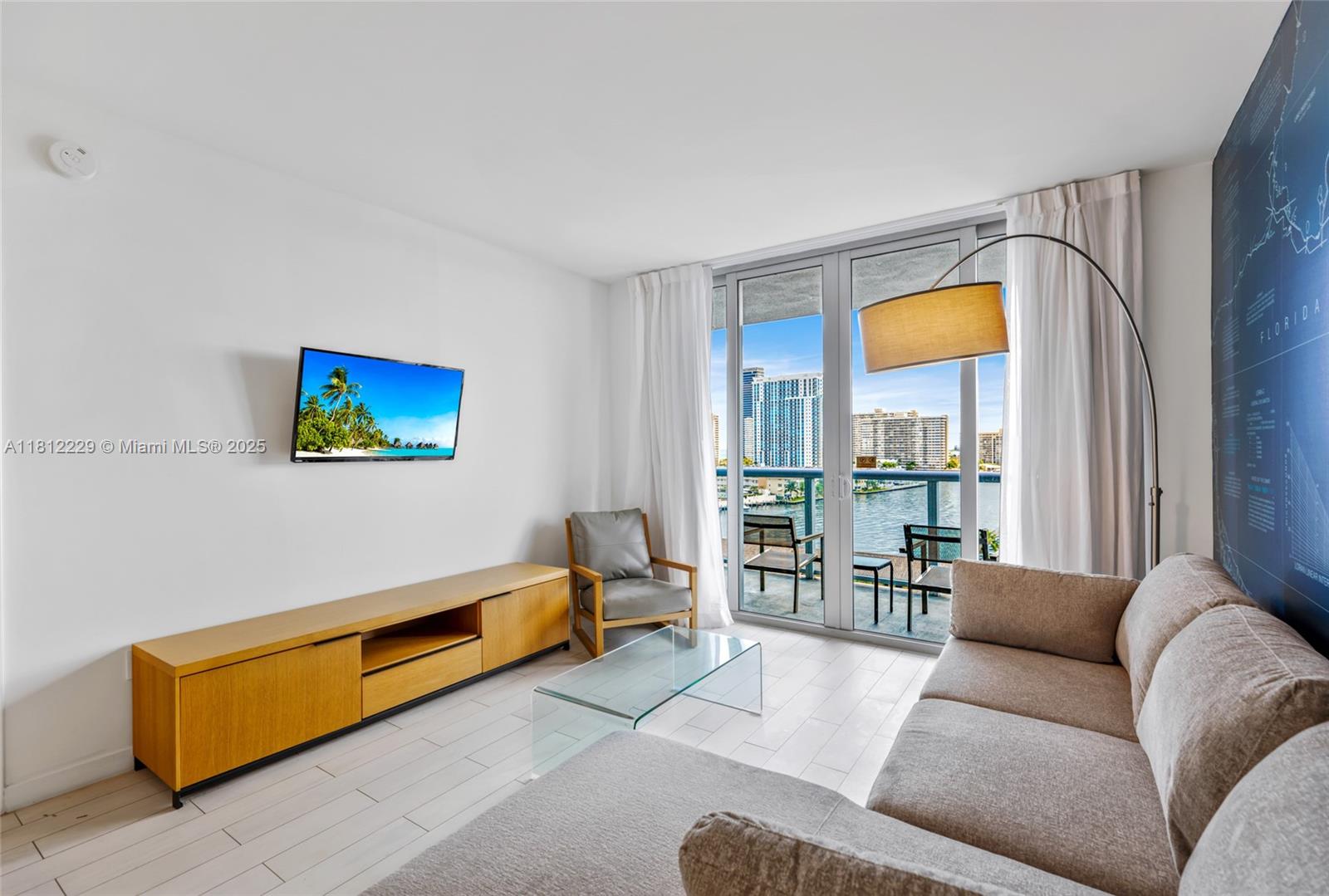 BEACHWALK CONDOMINIUM - Residential