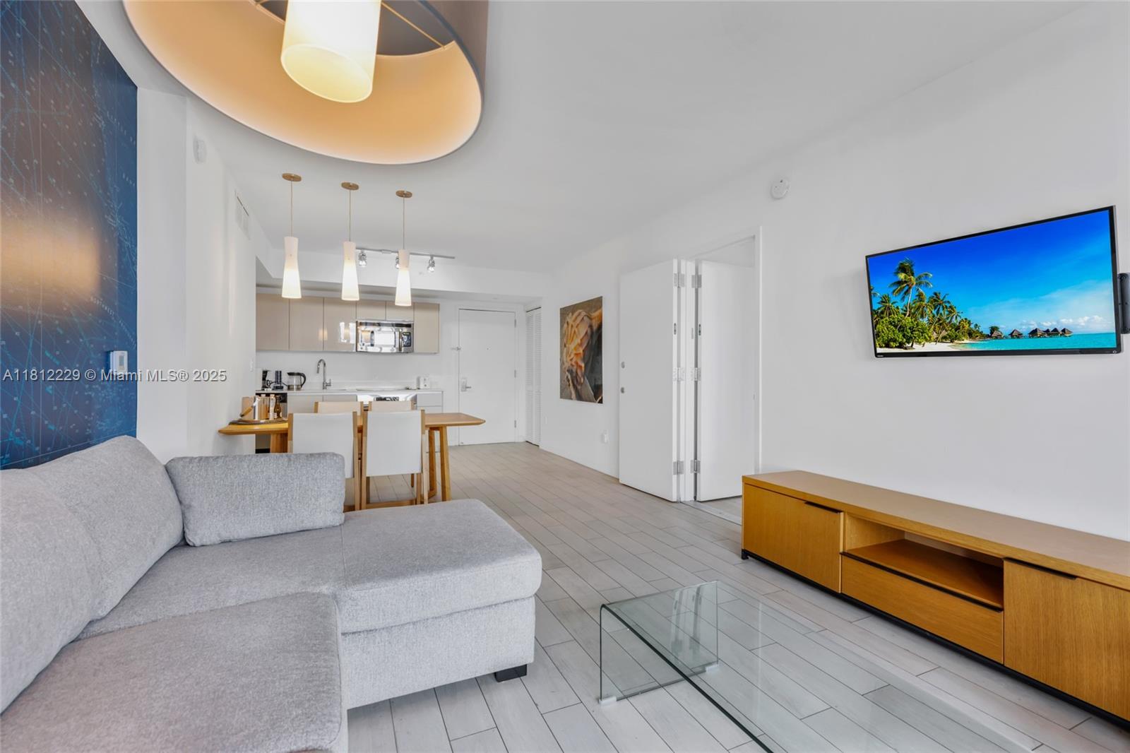 BEACHWALK CONDOMINIUM - Residential