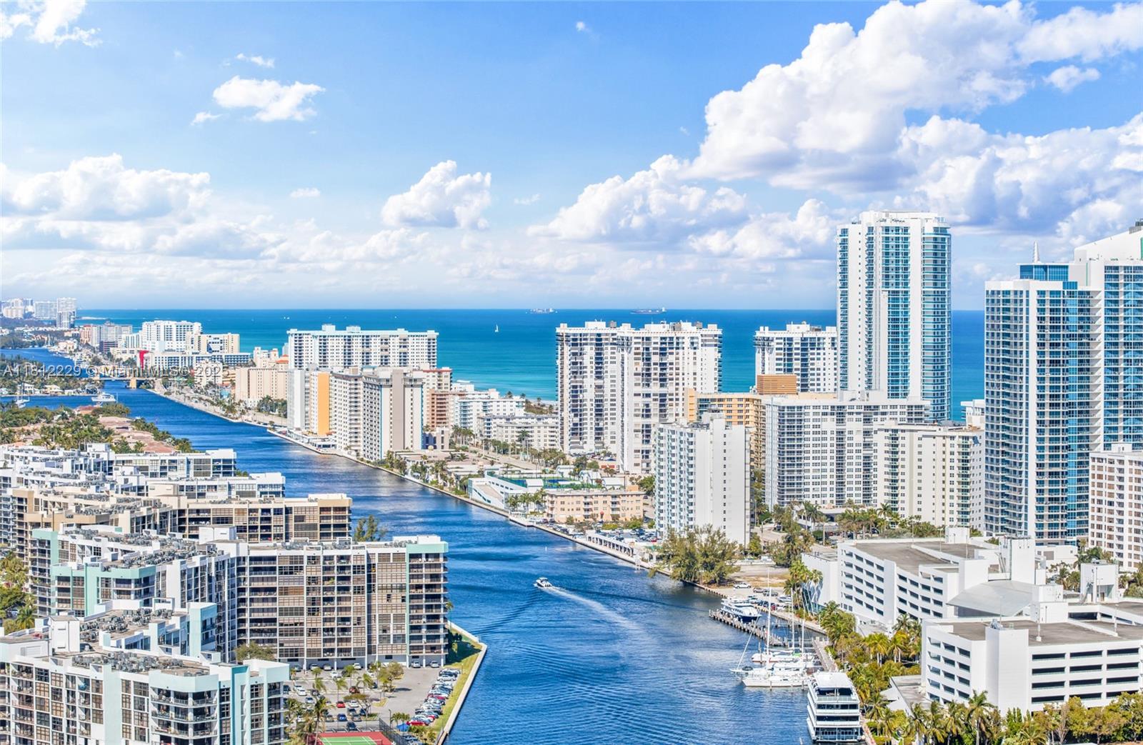 BEACHWALK CONDOMINIUM - Residential
