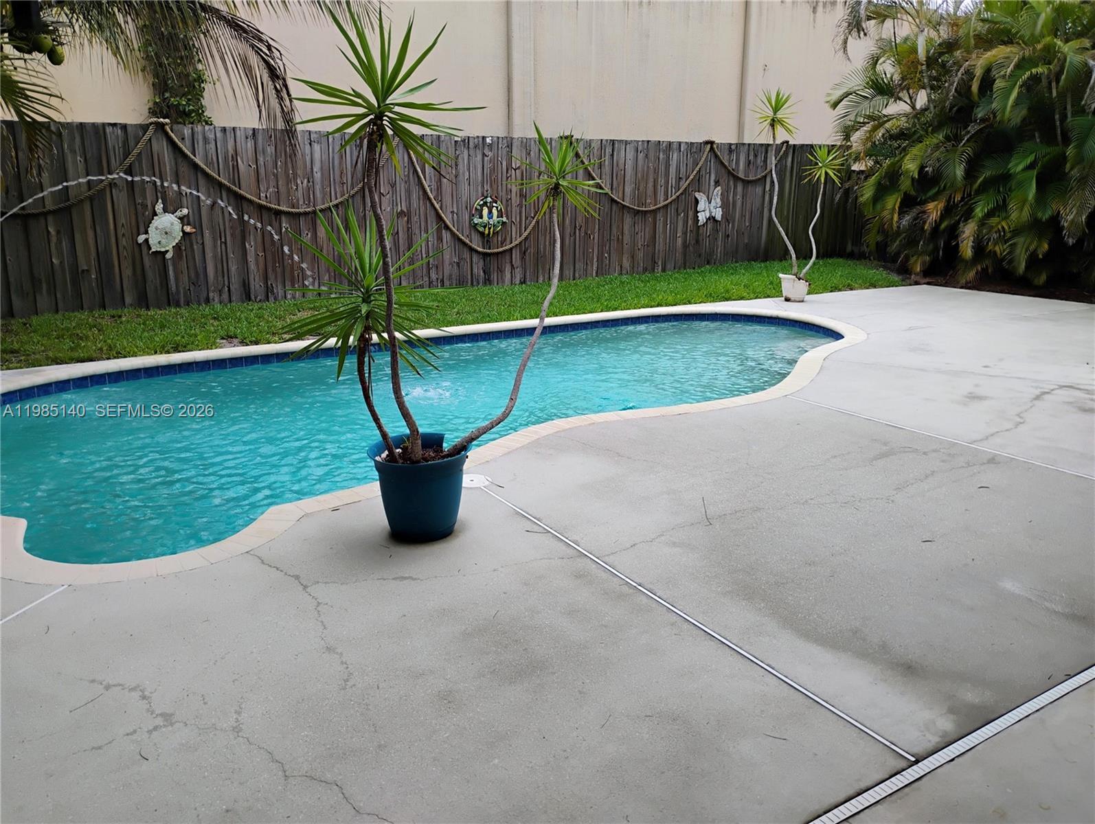 HAWKES BLUFF - Residential