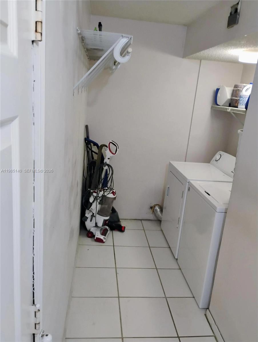 HAWKES BLUFF - Residential