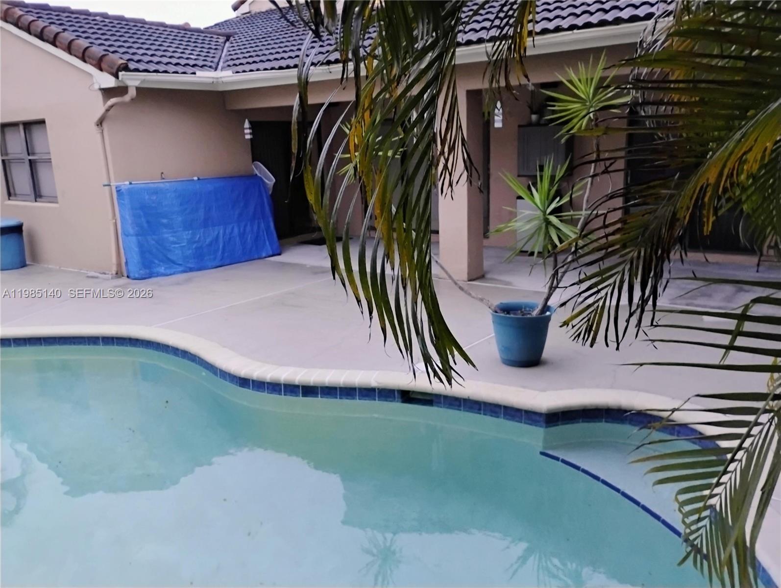 HAWKES BLUFF - Residential