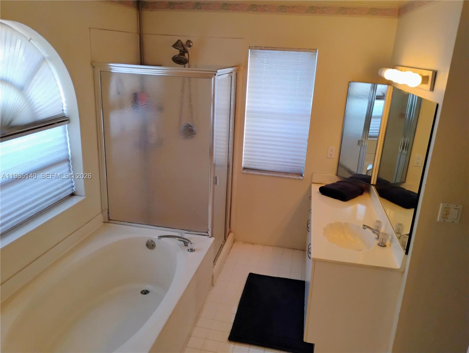 HAWKES BLUFF - Residential