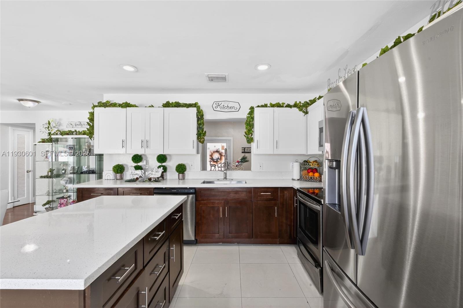 CAROL CITY 4TH ADDN - Residential