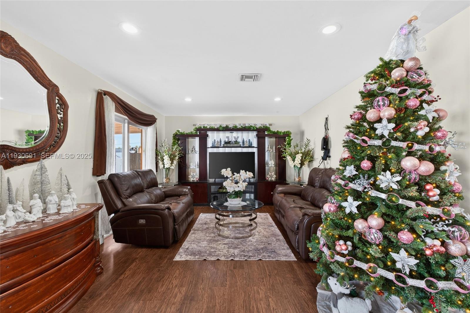 CAROL CITY 4TH ADDN - Residential