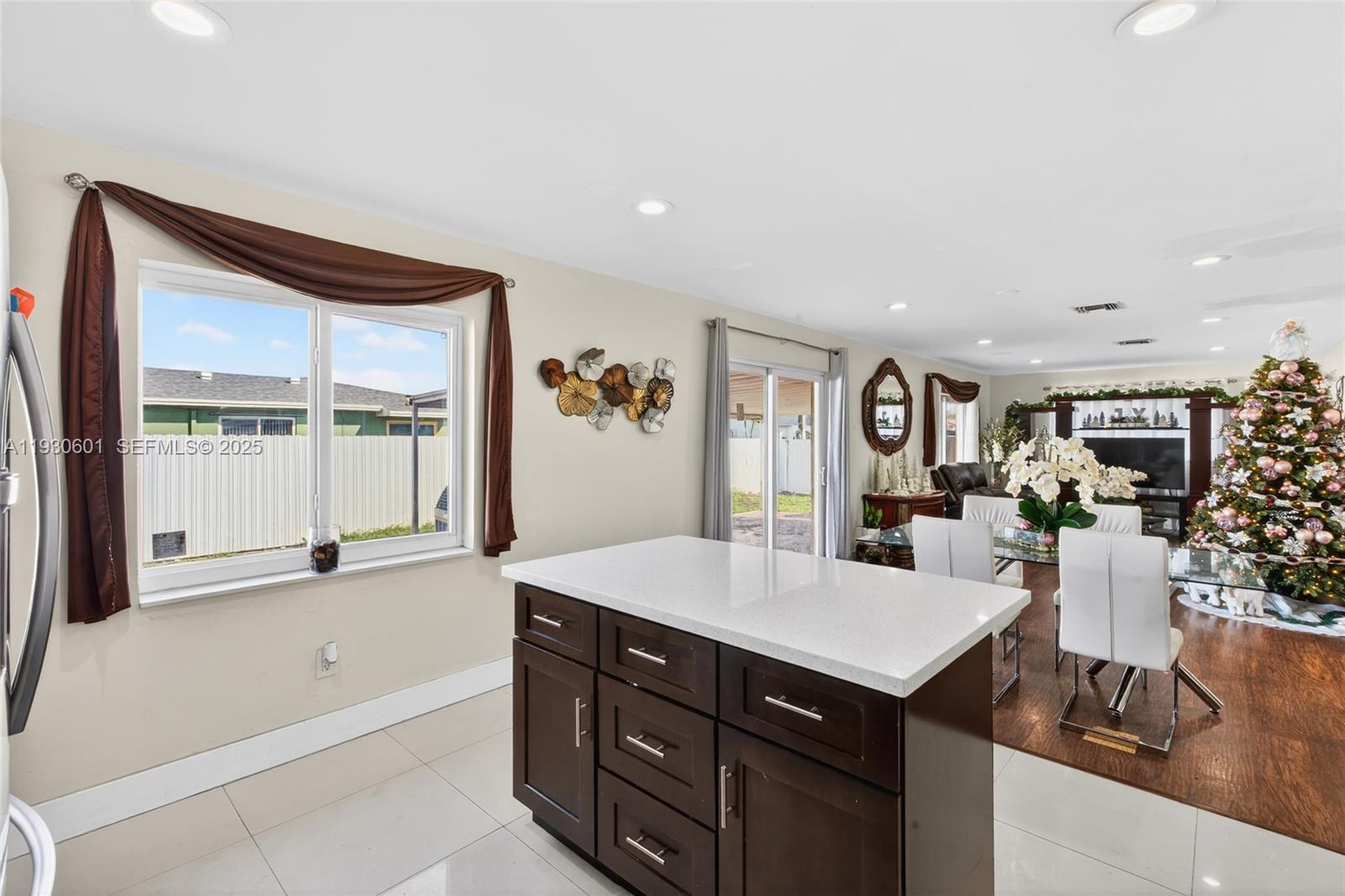 CAROL CITY 4TH ADDN - Residential