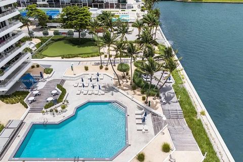 555 NE 34th St 1203 Miami FL 33137