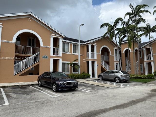 7130 NW 177th St 103-8