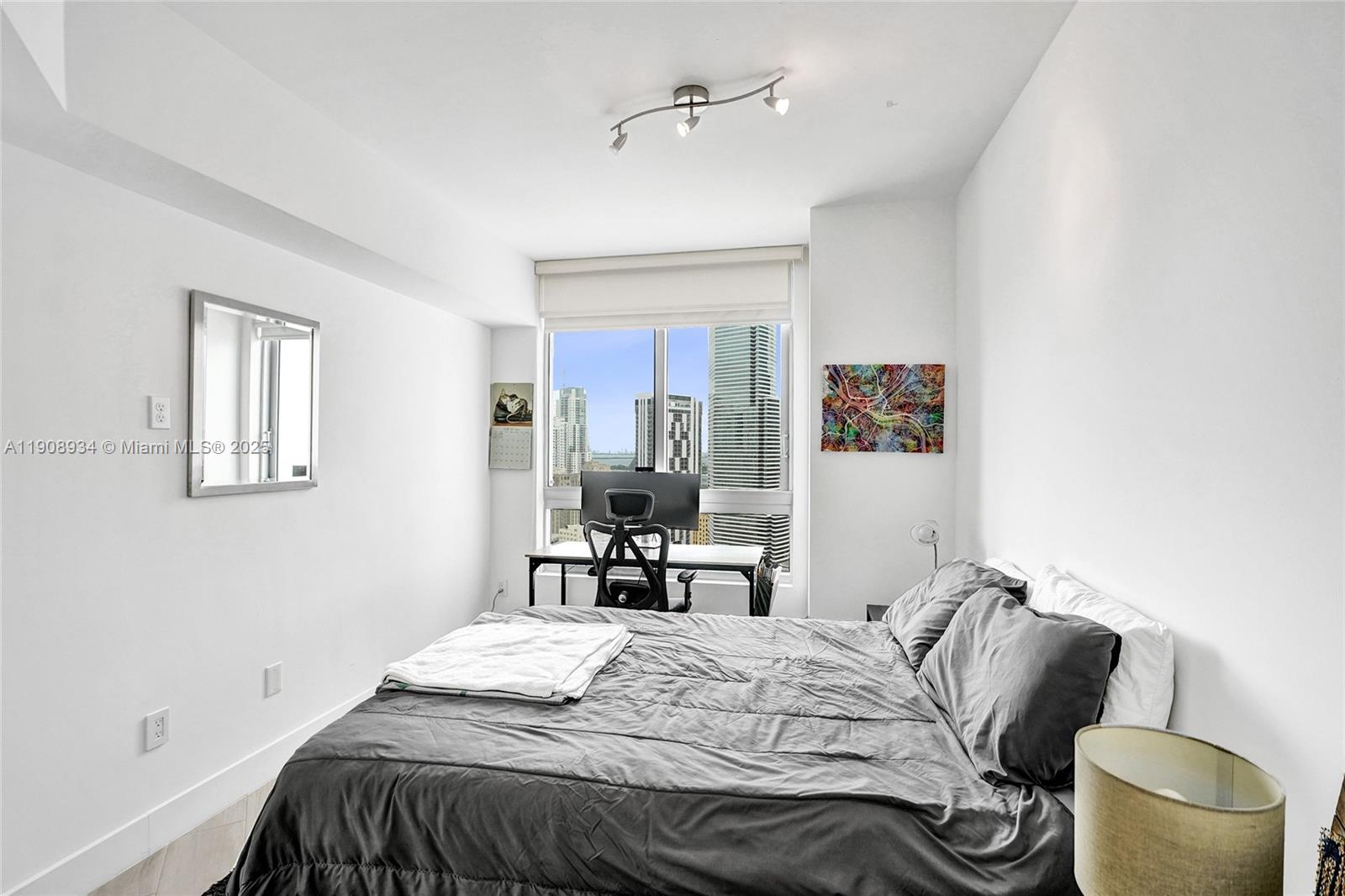 WIND CONDO - Residential Lease