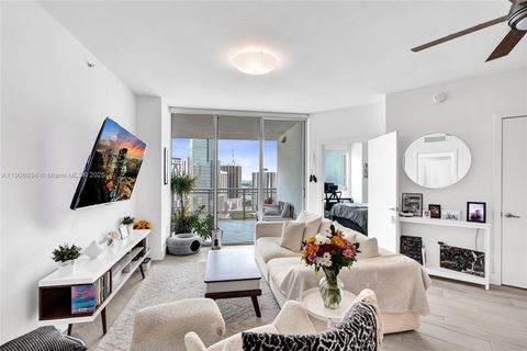 350 S Miami Ave 3205 Miami FL 33130