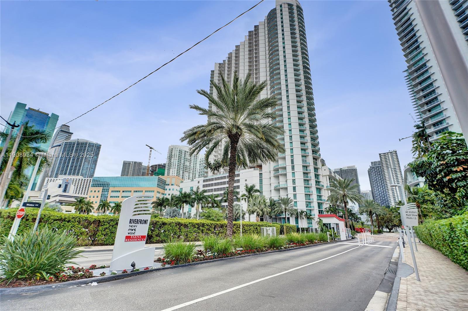WIND CONDO - Residential Lease