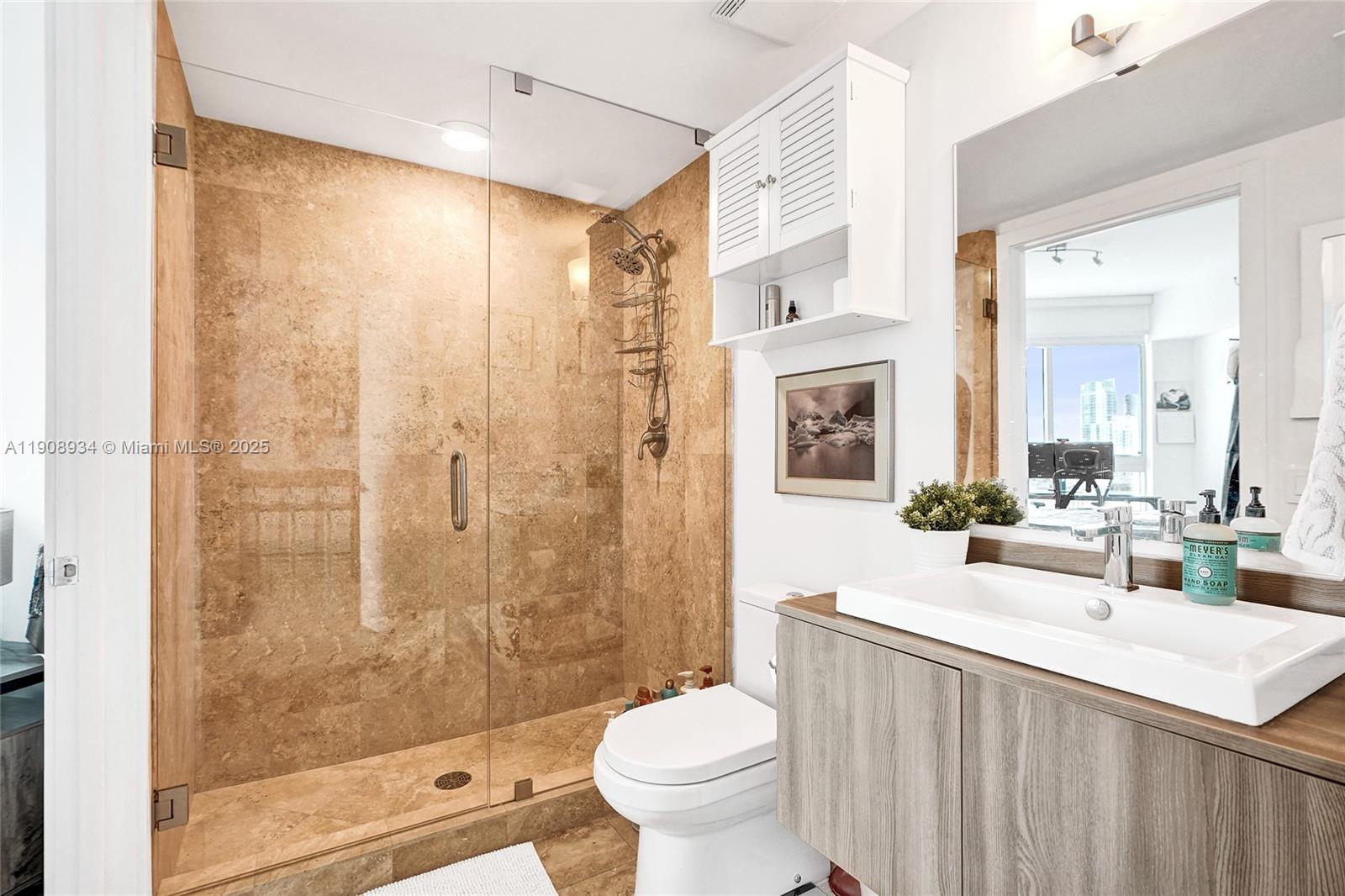 WIND CONDO - Residential Lease