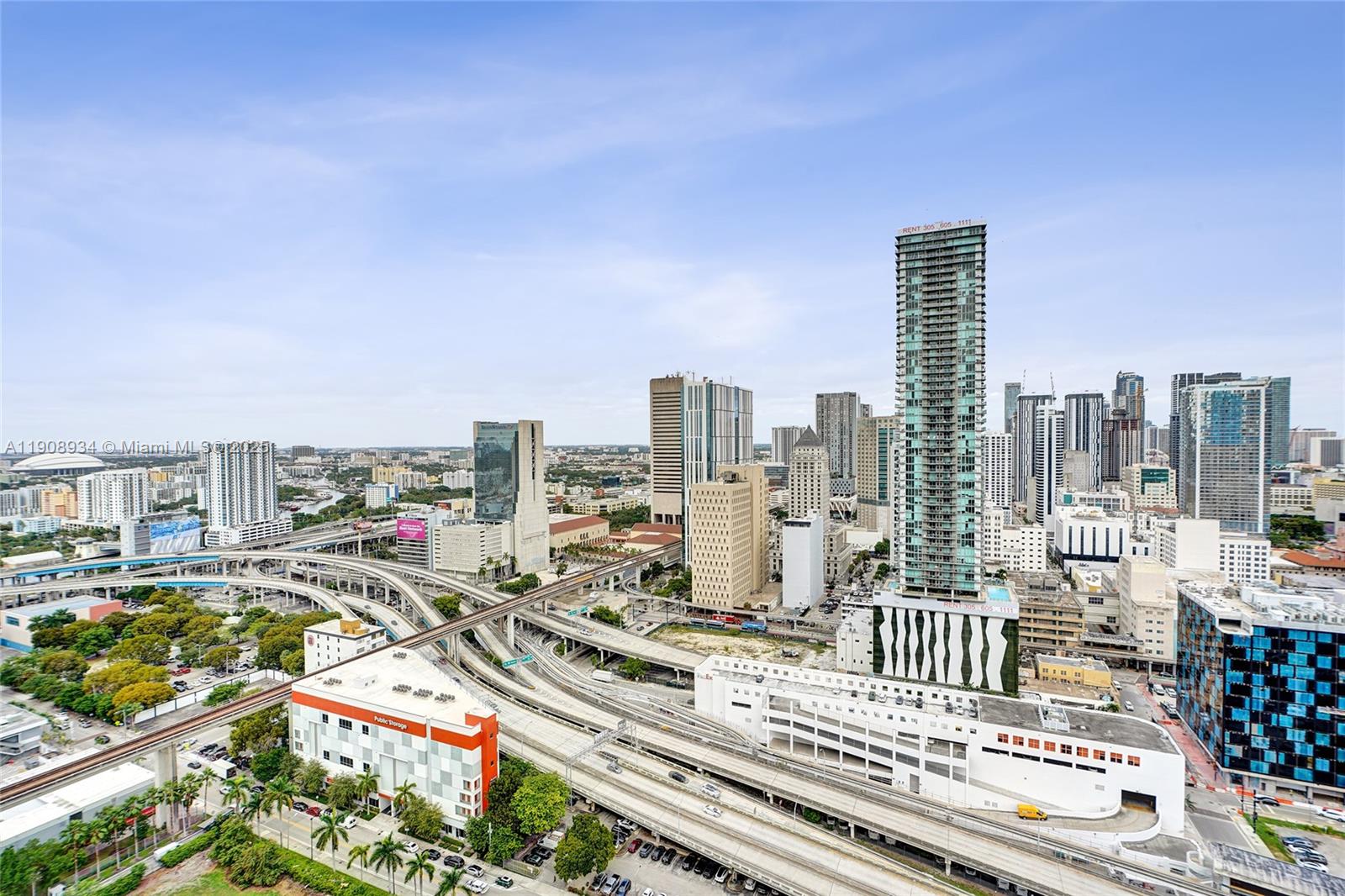 WIND CONDO - Residential Lease