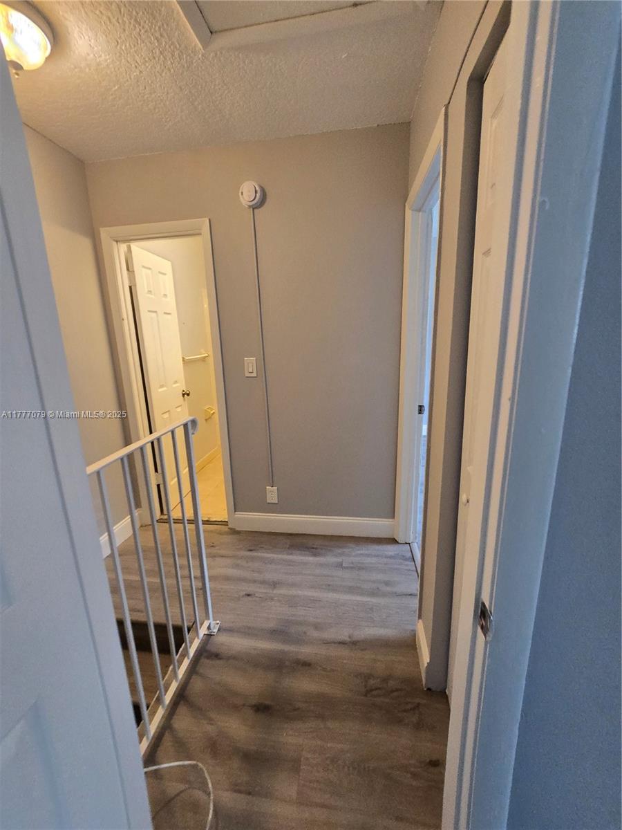 PINES OF CORAL SPRINGS CO - Residential Lease