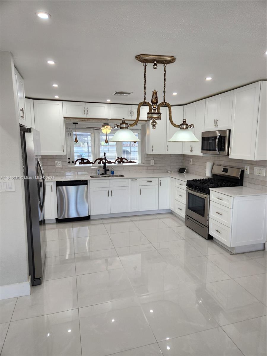 Hollywood Hills - Residential