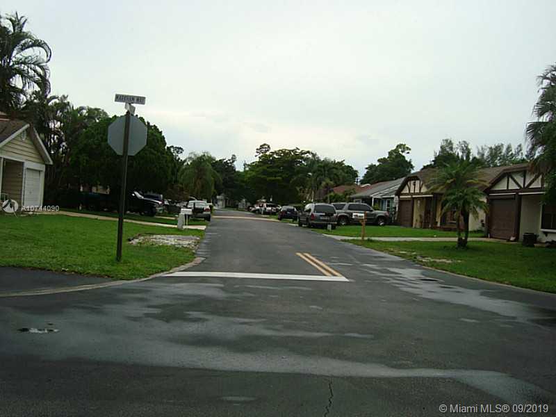 BOCA HEIGHTS PATIO HOMES - Residential Lease