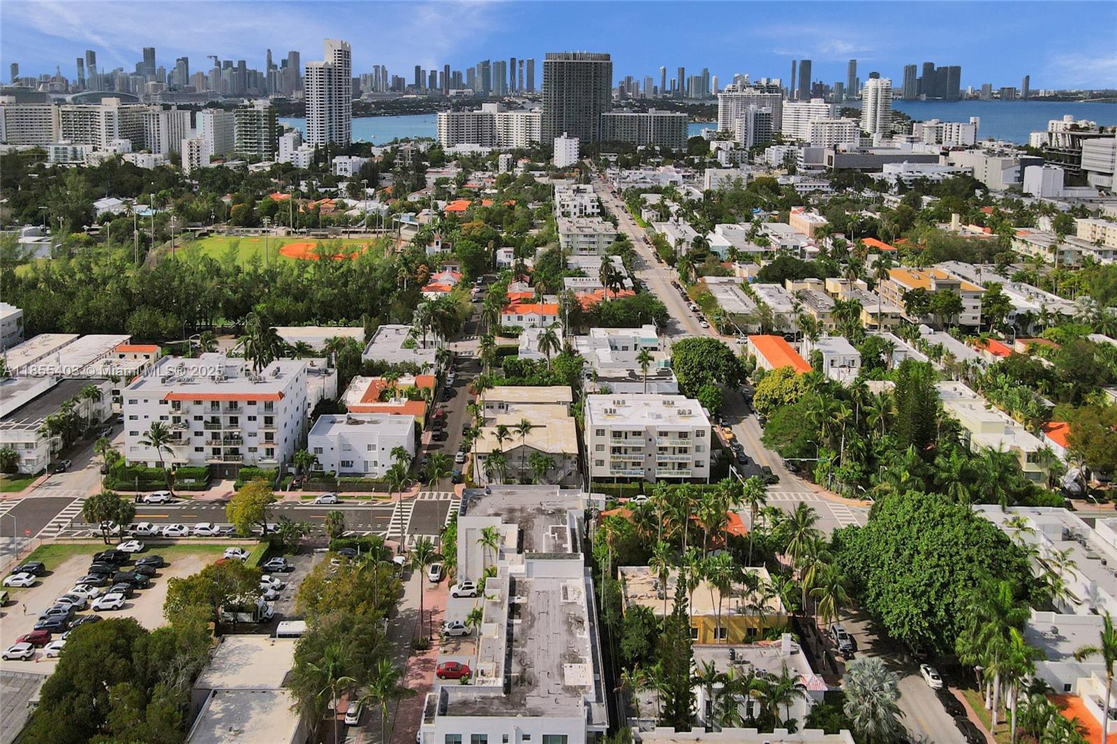 ESPANOLA WAY VILLAS CONDO - Residential