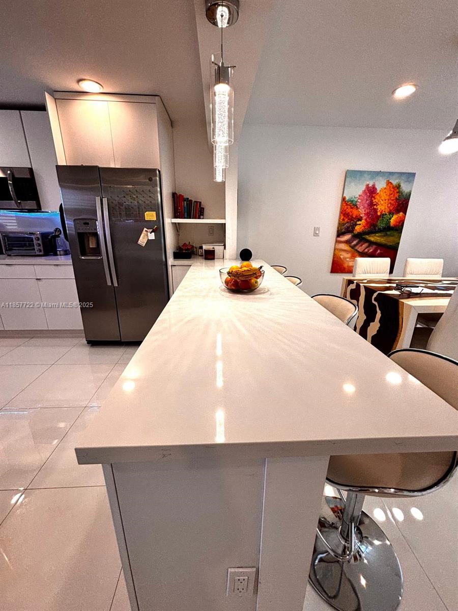 SUNRISE LAKES 94 CONDO - Residential