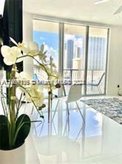 1750 N Bayshore Dr 1212 Miami FL 33132