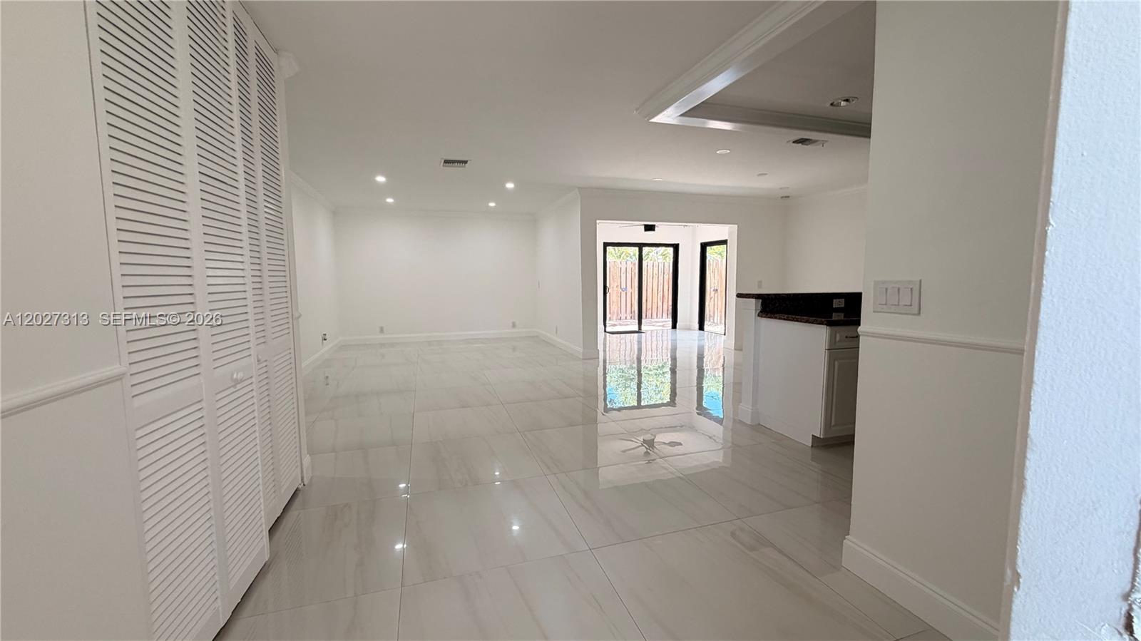 36 Chestnut Cir, 36
