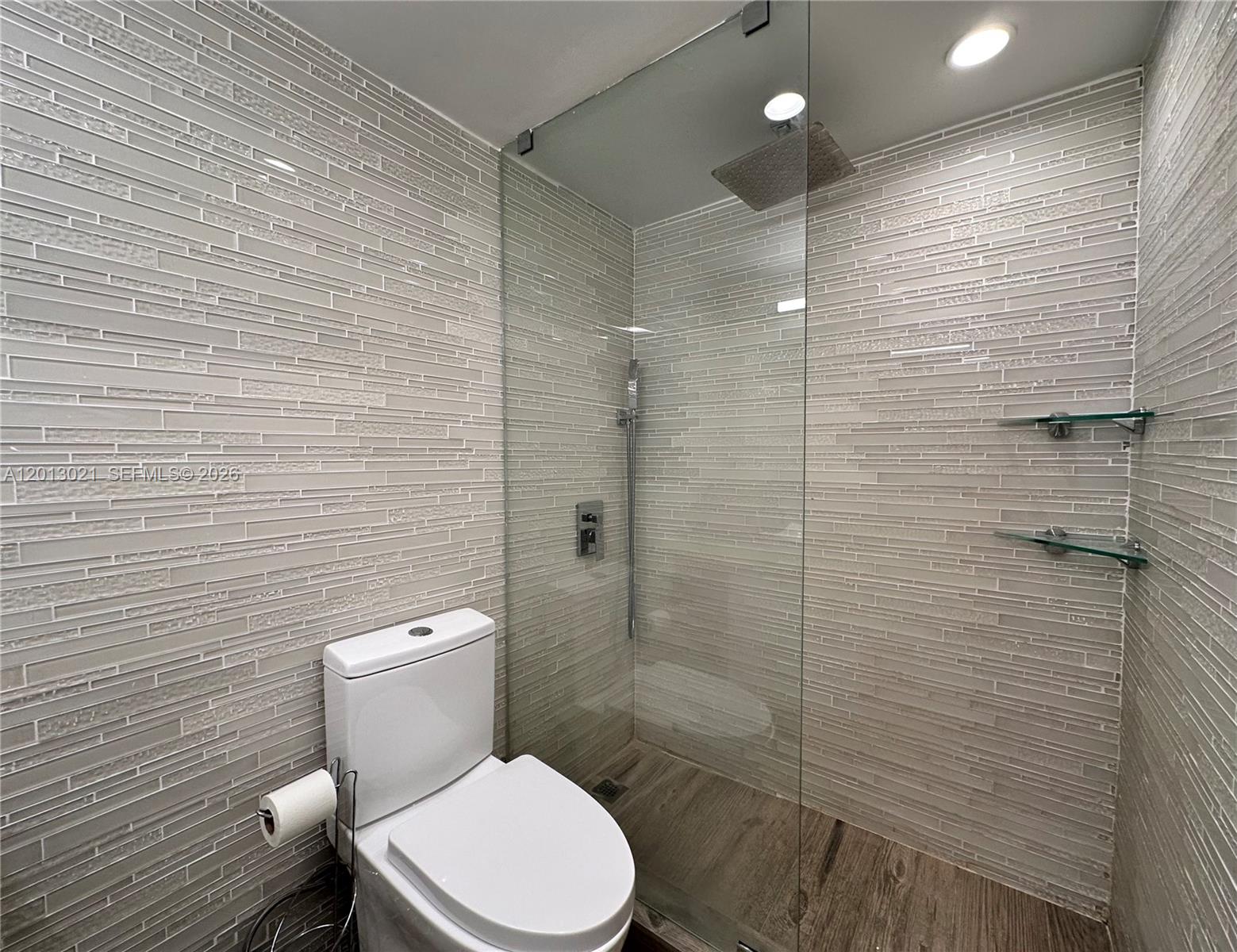 MIRADOR 1200 CONDO - Residential Lease