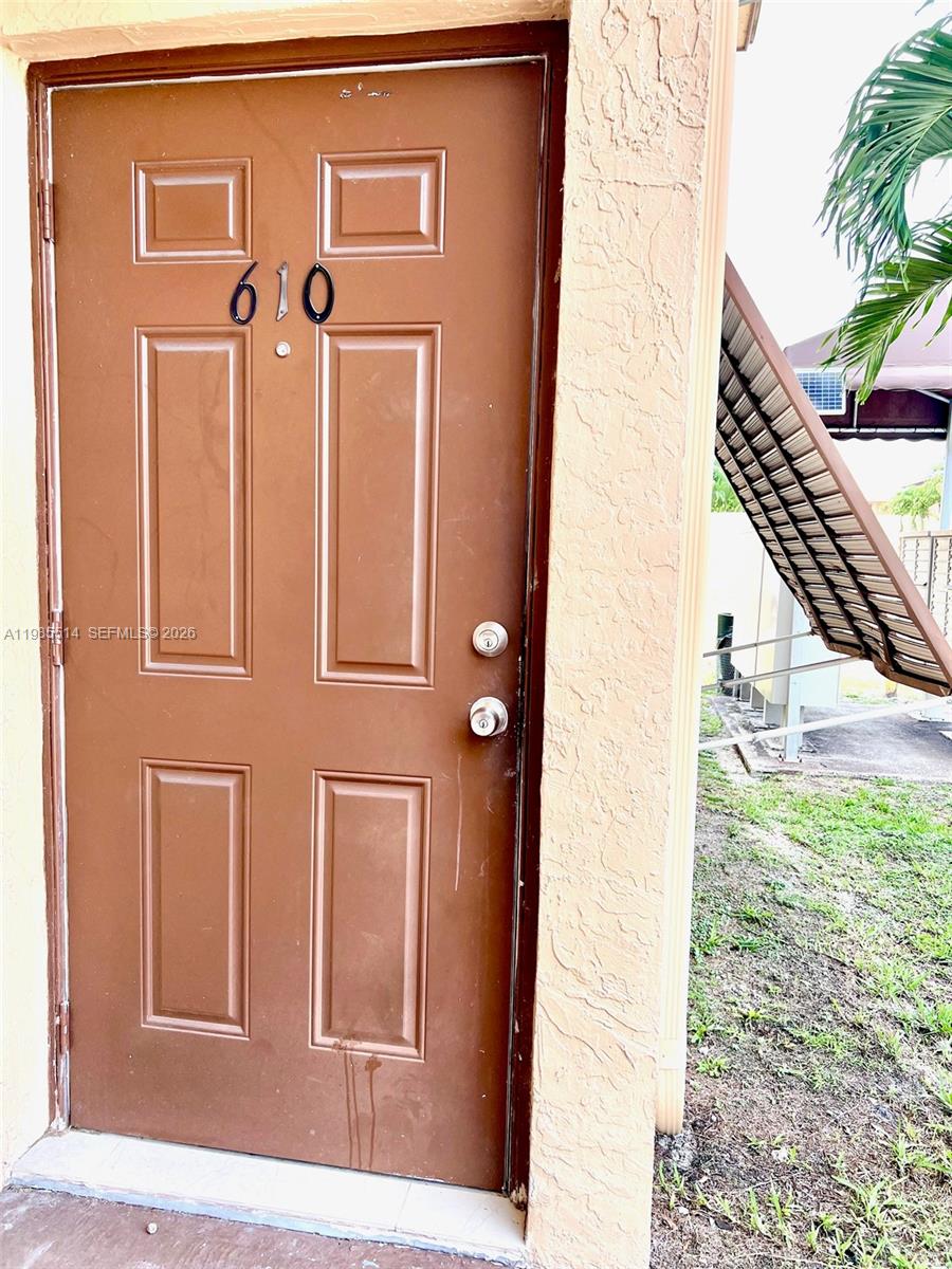 LAGUNA TROPICAL CONDO - Residential Lease