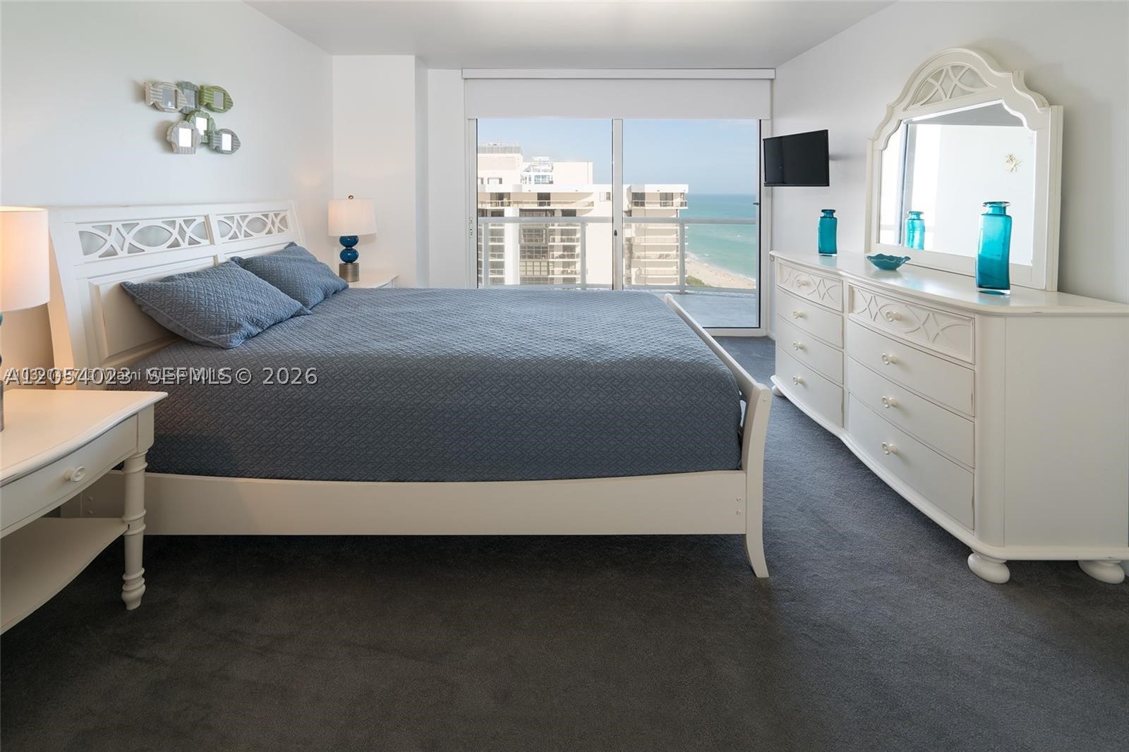 6365 Collins Ave 1811