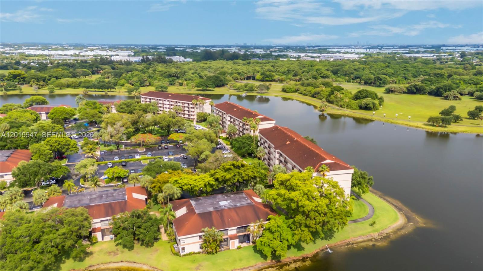 APPLEWOOD VILLAGE II-F CO - Residential