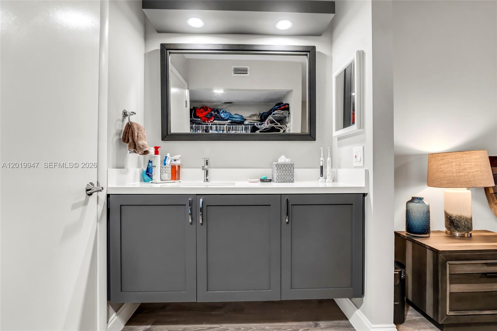 APPLEWOOD VILLAGE II-F CO - Residential