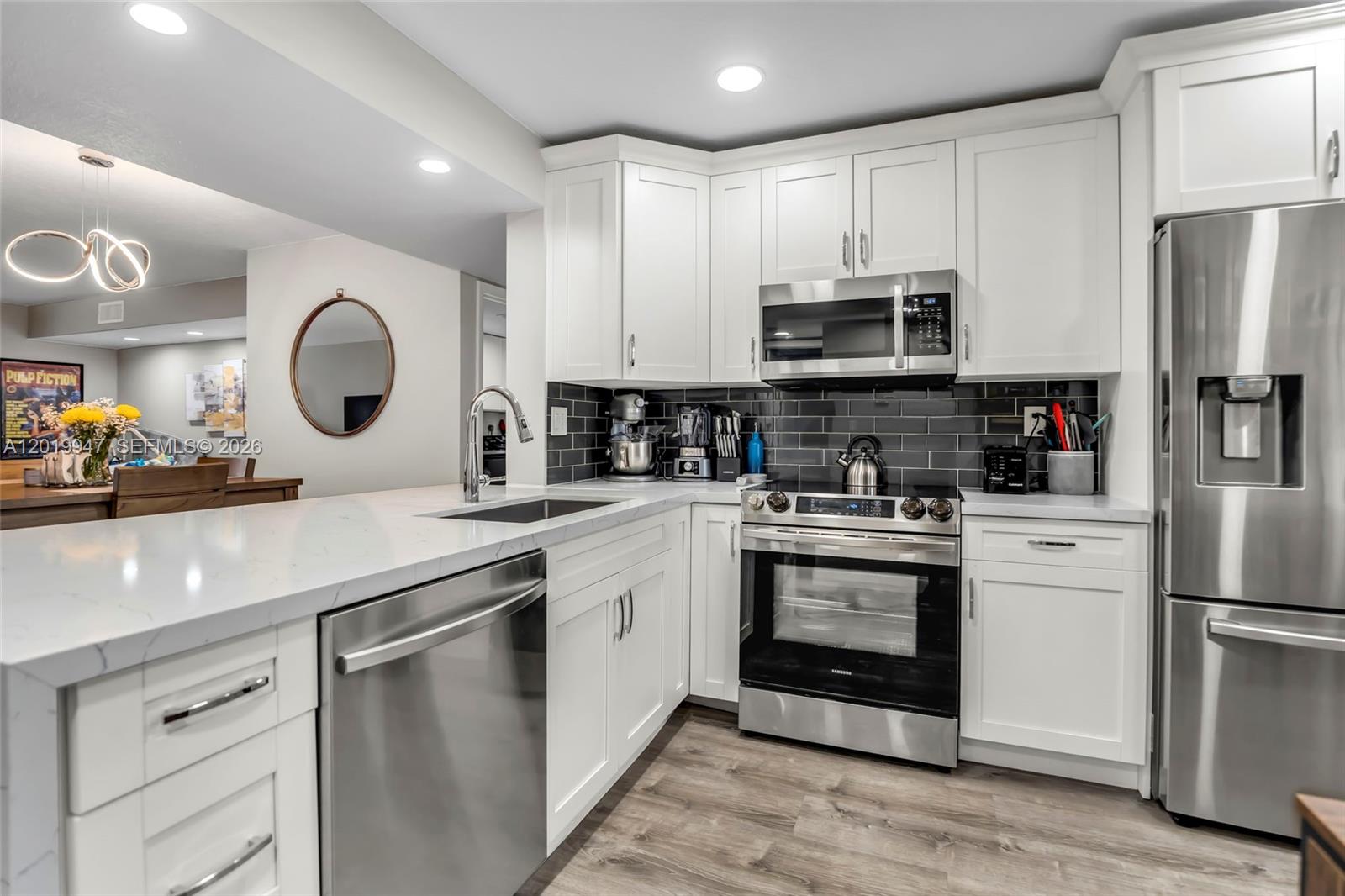 APPLEWOOD VILLAGE II-F CO - Residential