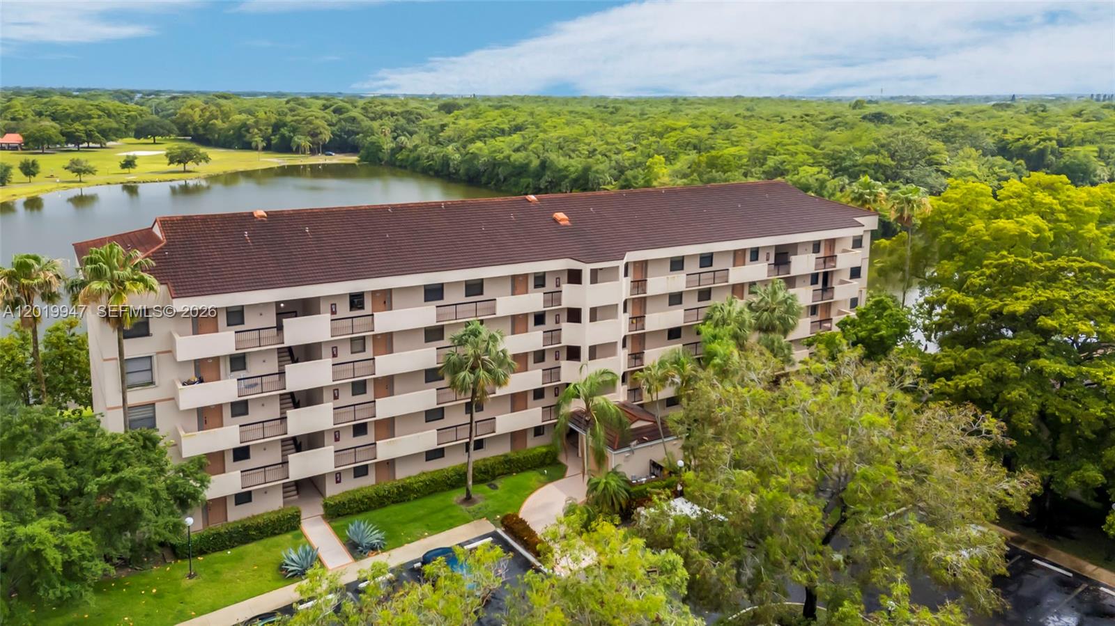 APPLEWOOD VILLAGE II-F CO - Residential