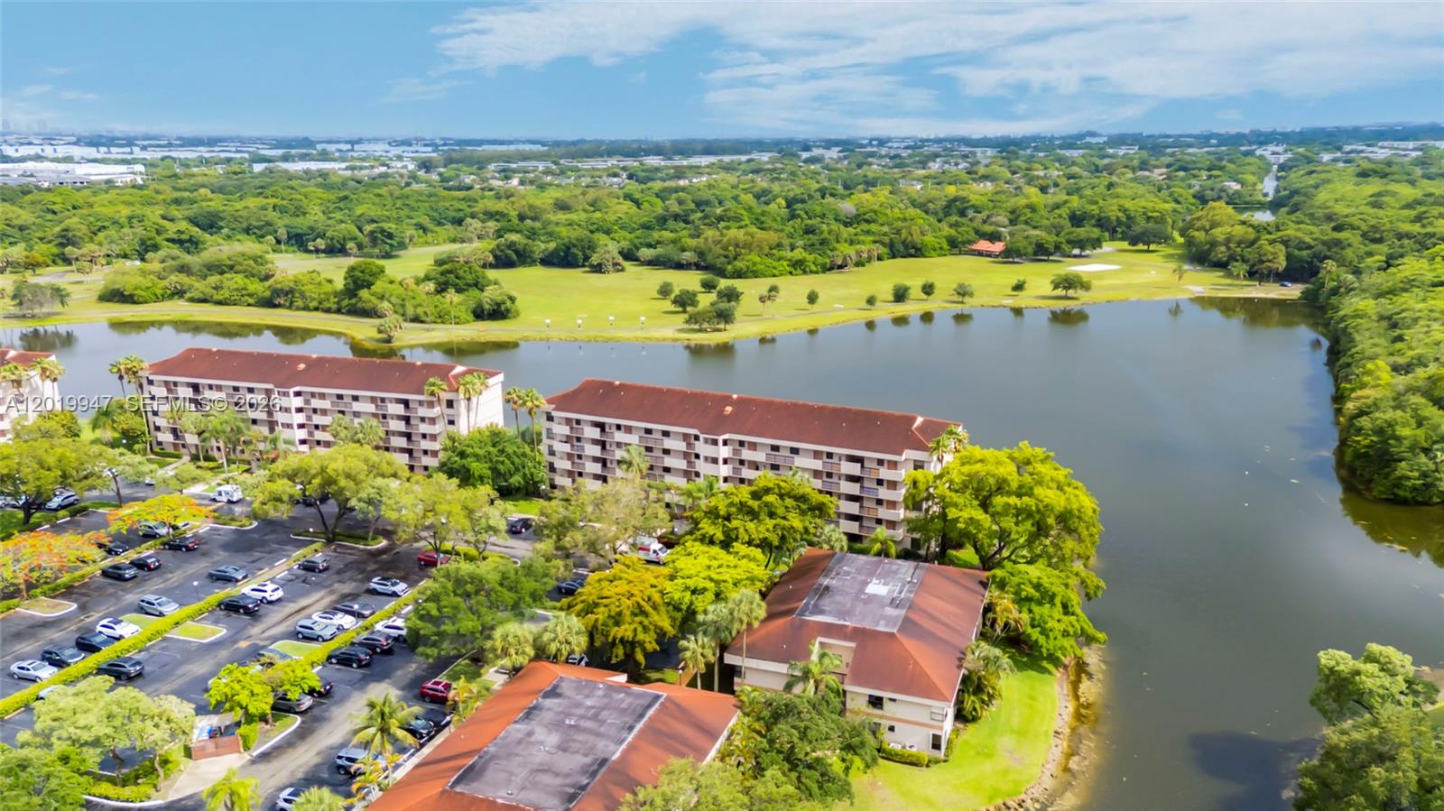 APPLEWOOD VILLAGE II-F CO - Residential
