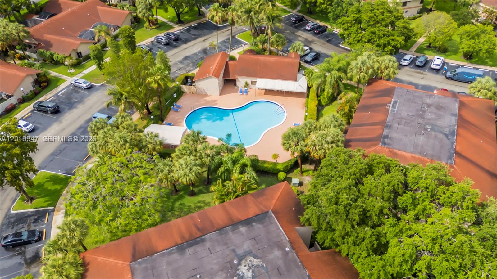 APPLEWOOD VILLAGE II-F CO - Residential