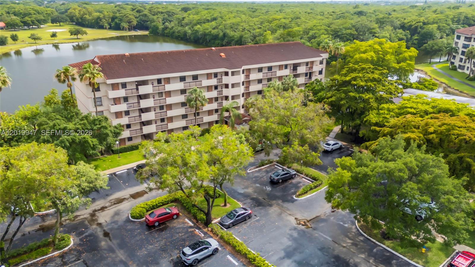 APPLEWOOD VILLAGE II-F CO - Residential