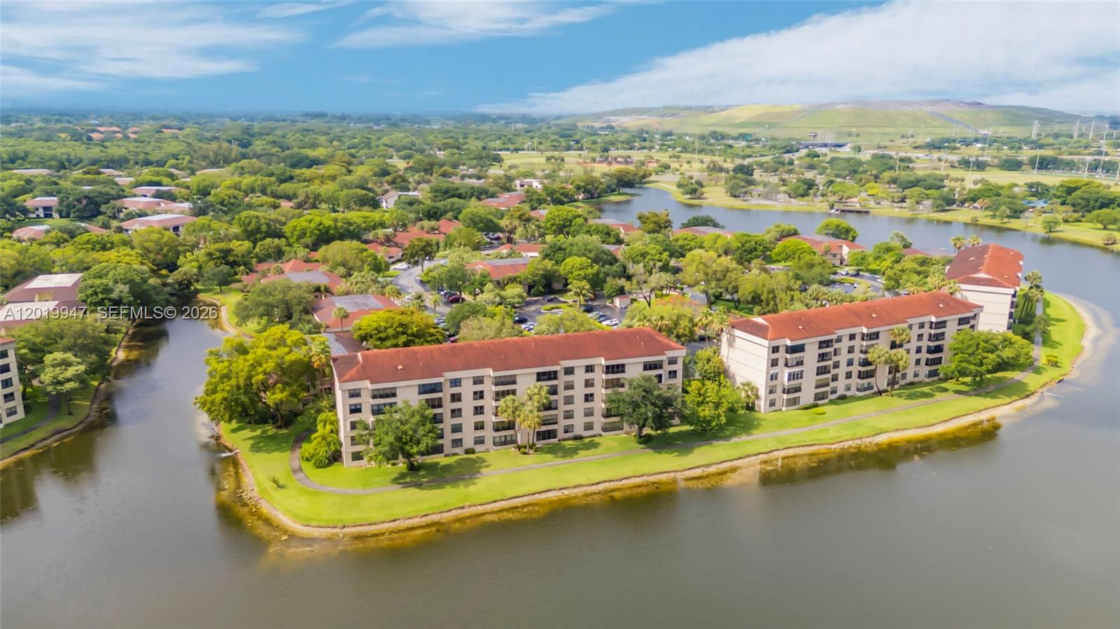 APPLEWOOD VILLAGE II-F CO - Residential
