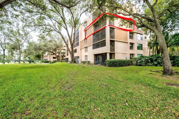 6800 CYPRESS RD APT 401, PLANTATION, FL 33317 - Image 4ccf5562f7ed7da73e8e5630d024c23d/535263710