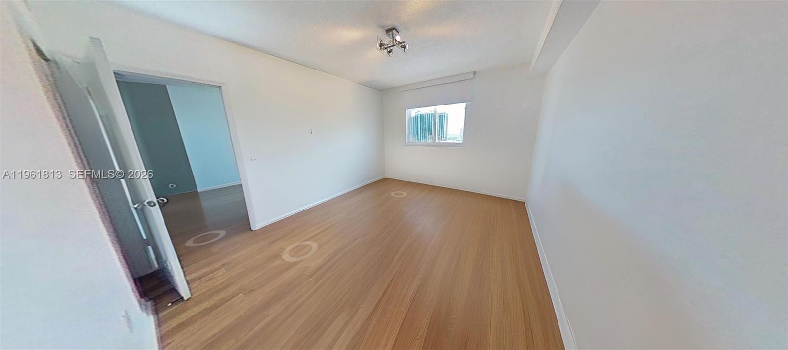 1800 BISCAYNE PLAZA CONDO - Residential