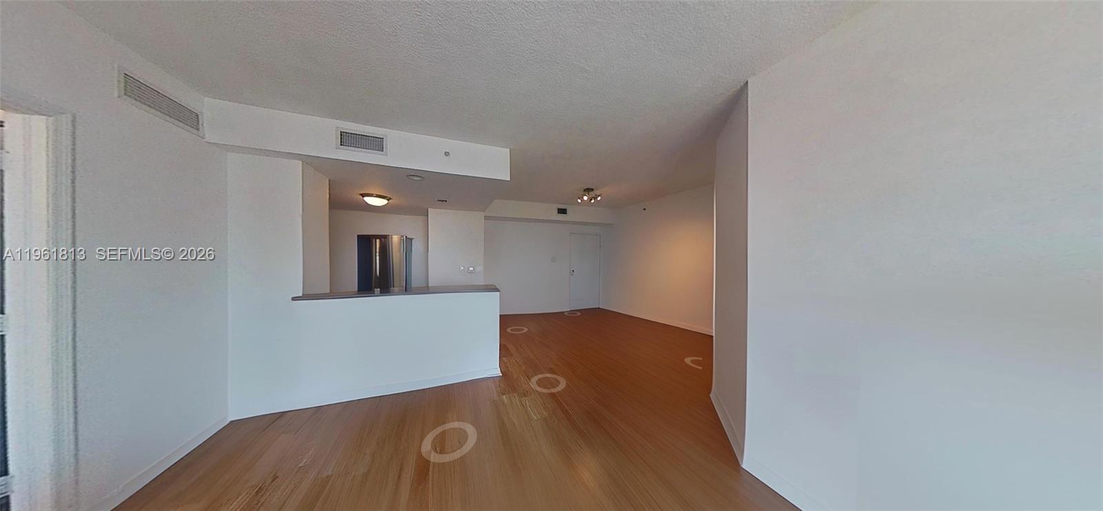 1800 BISCAYNE PLAZA CONDO - Residential