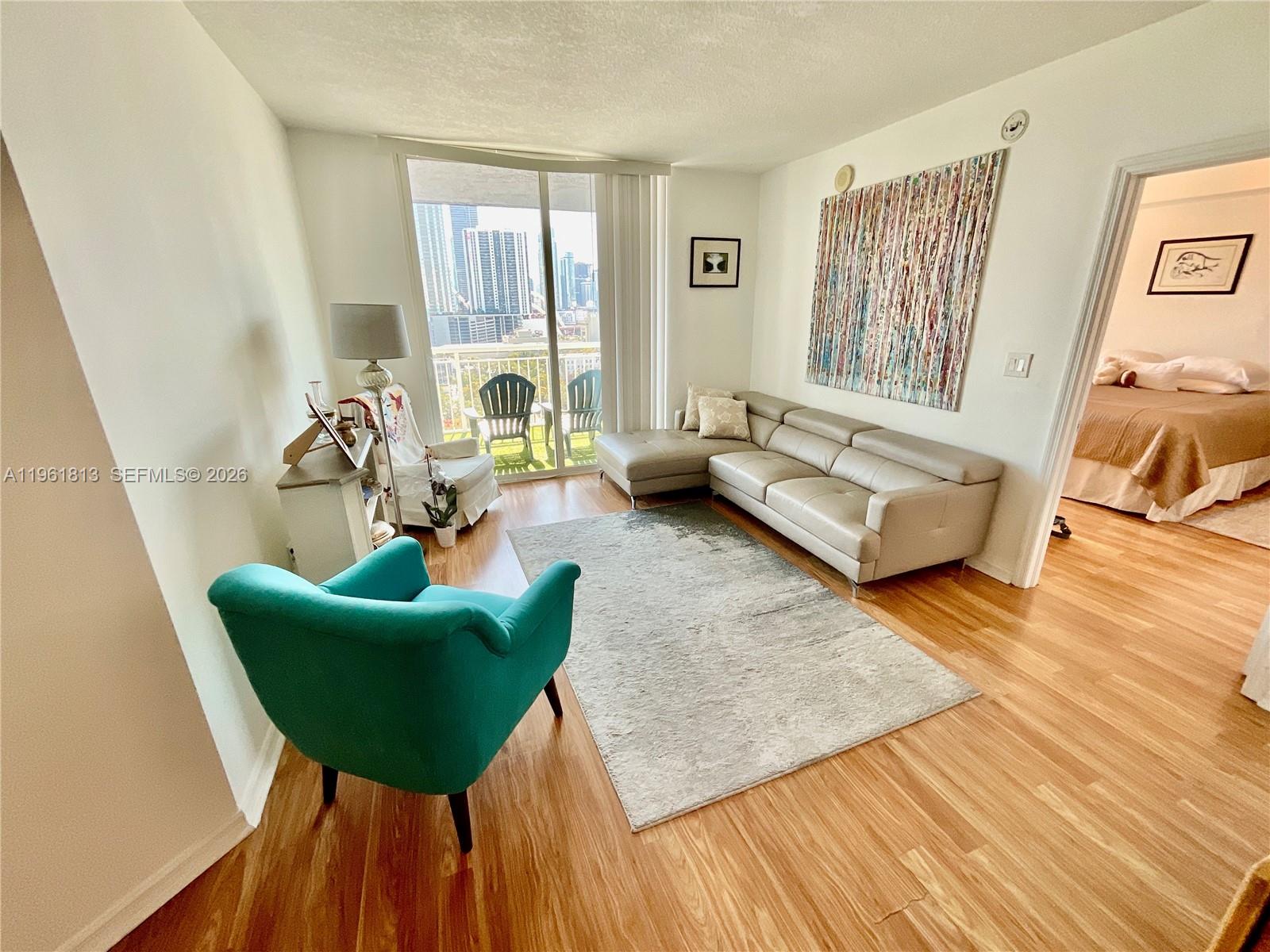 1800 BISCAYNE PLAZA CONDO - Residential