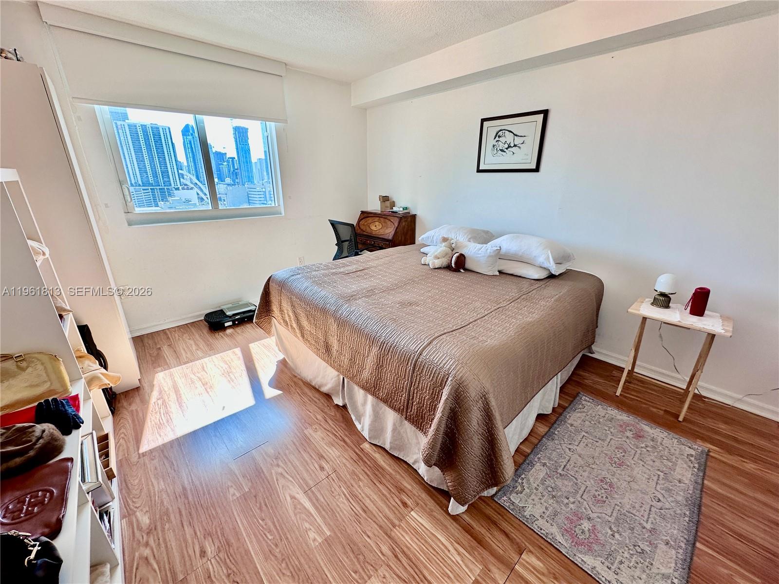 1800 BISCAYNE PLAZA CONDO - Residential