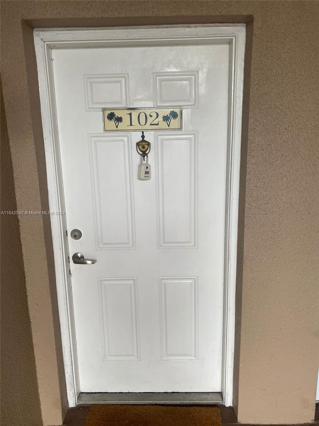 Photo of 815 W Boyton Beach Blvd #8-102, Boynton Beach, FL 33426 (MLS # A11642540)