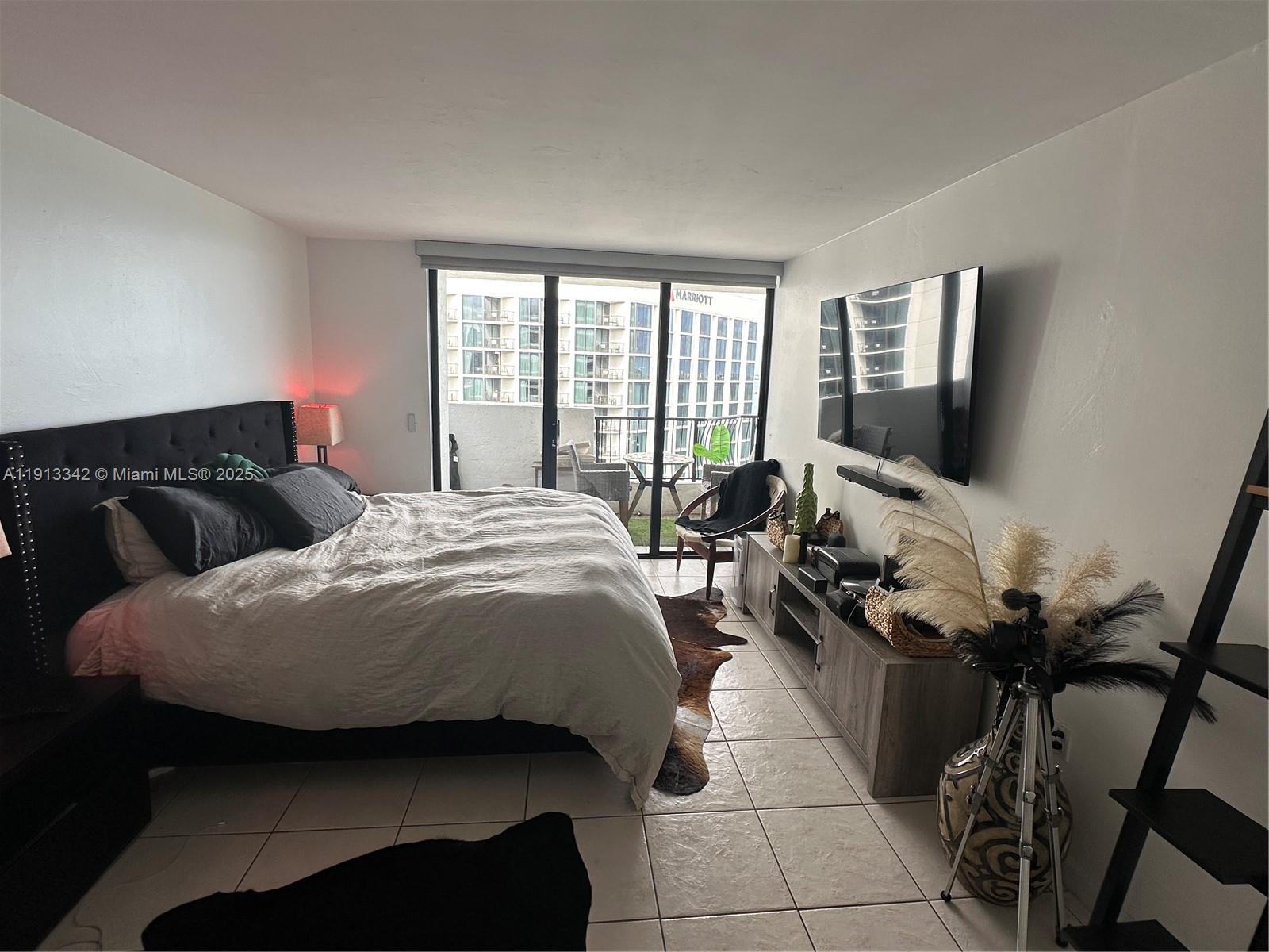 VENETIA CONDO - Residential Lease