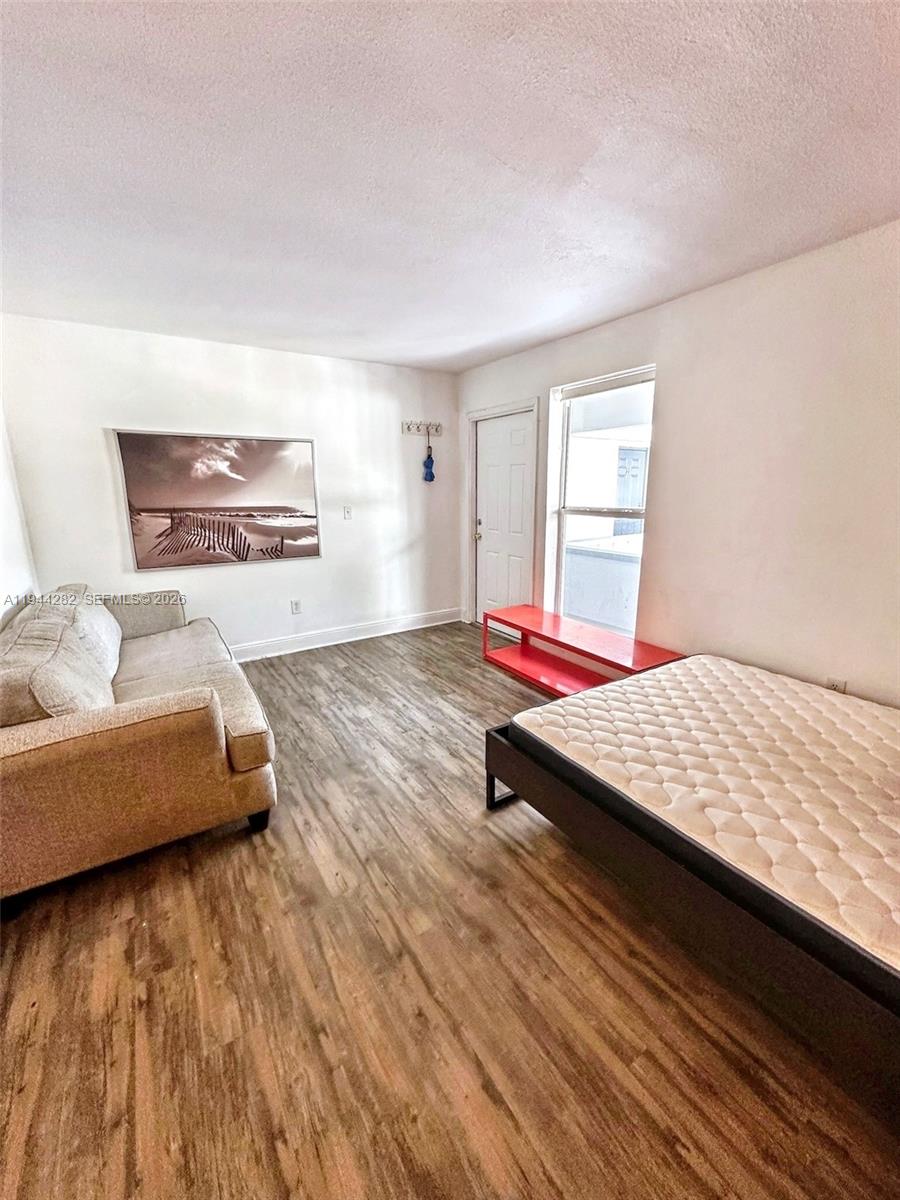 COCO PALM CONDO - Residential Lease